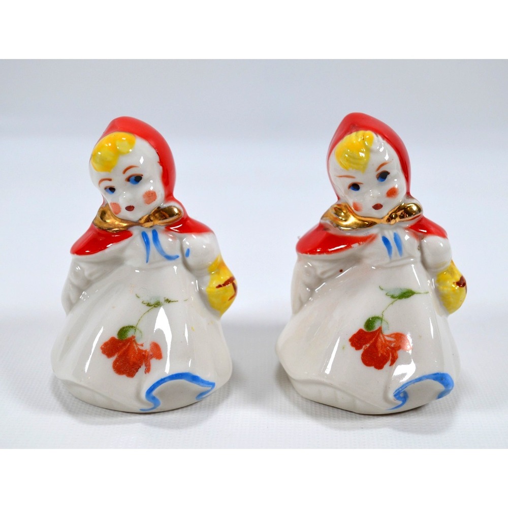 Vintage Hull 1940's Ceramic Little Red Riding Hood Salt & Pepper Shakers 3" Tall